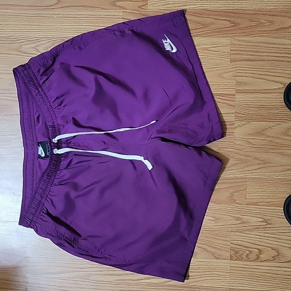 Nike woven mens purple shorts (L)